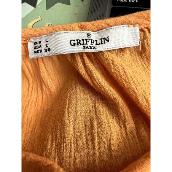 Grifflin size large orange topwith draw string closure and short sleeves - Picture 4 of 5